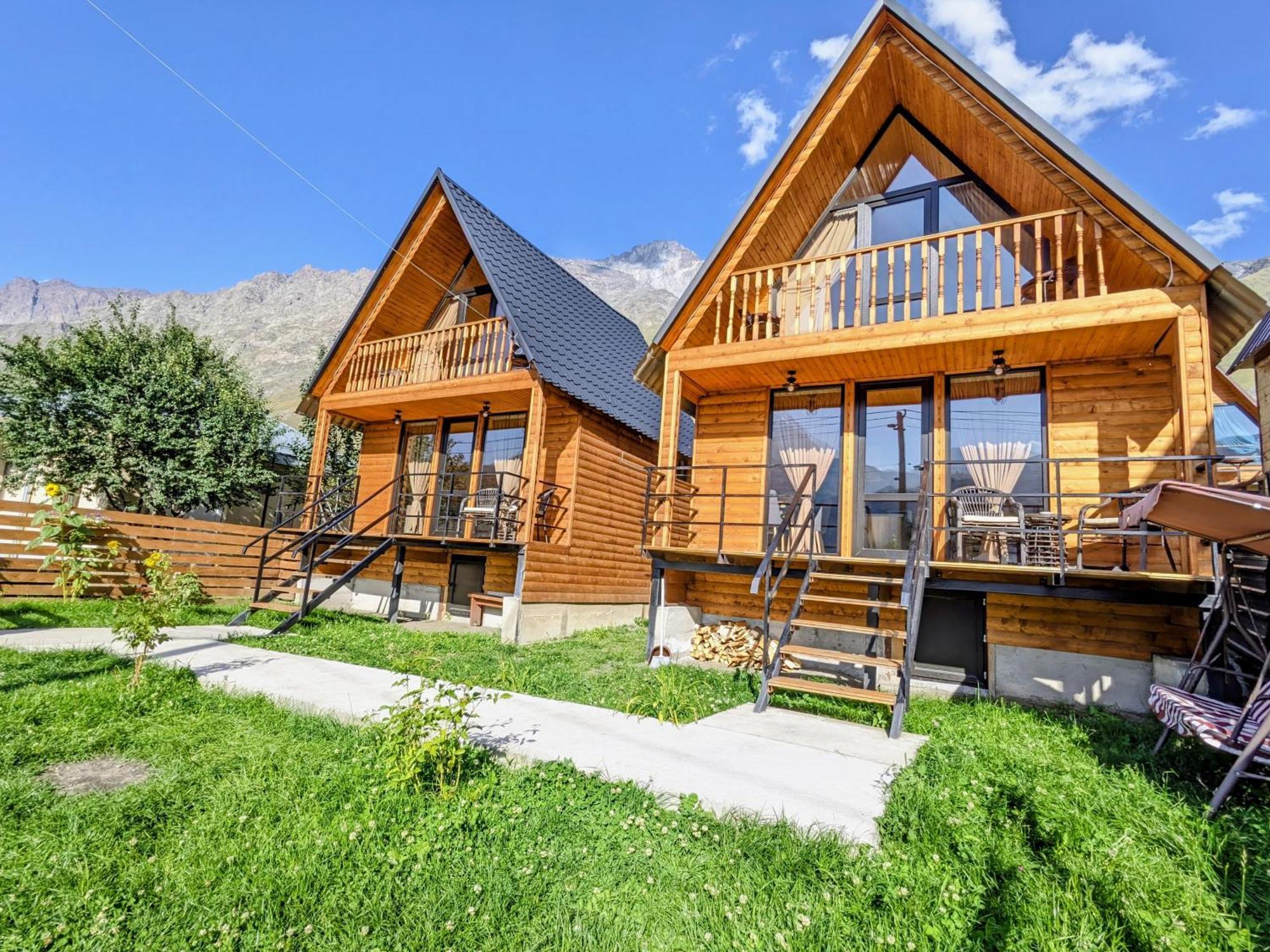 Cottage Caucasus Казбеги Экстерьер фото